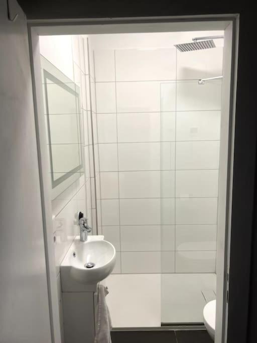 Jaybnb - Geraeumiges Apartment Am Hafen Von Dortmund Exterior photo