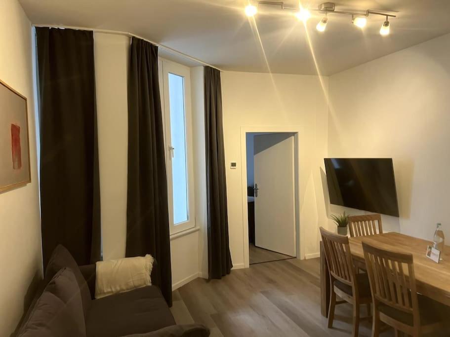 Jaybnb - Geraeumiges Apartment Am Hafen Von Dortmund Exterior photo